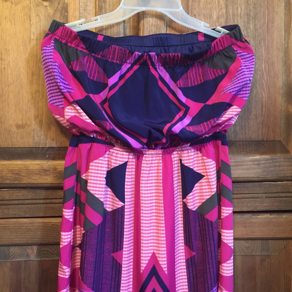 Express🔹Geometric Pattern🔹Tube Dress - Picture 6 of 10